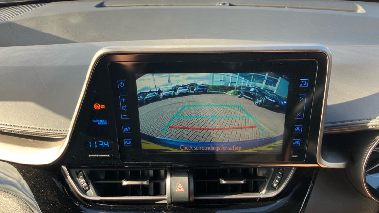 Toyota C-HR 1.8 Hybrid Design 5dr CVT Hybrid Hatchback